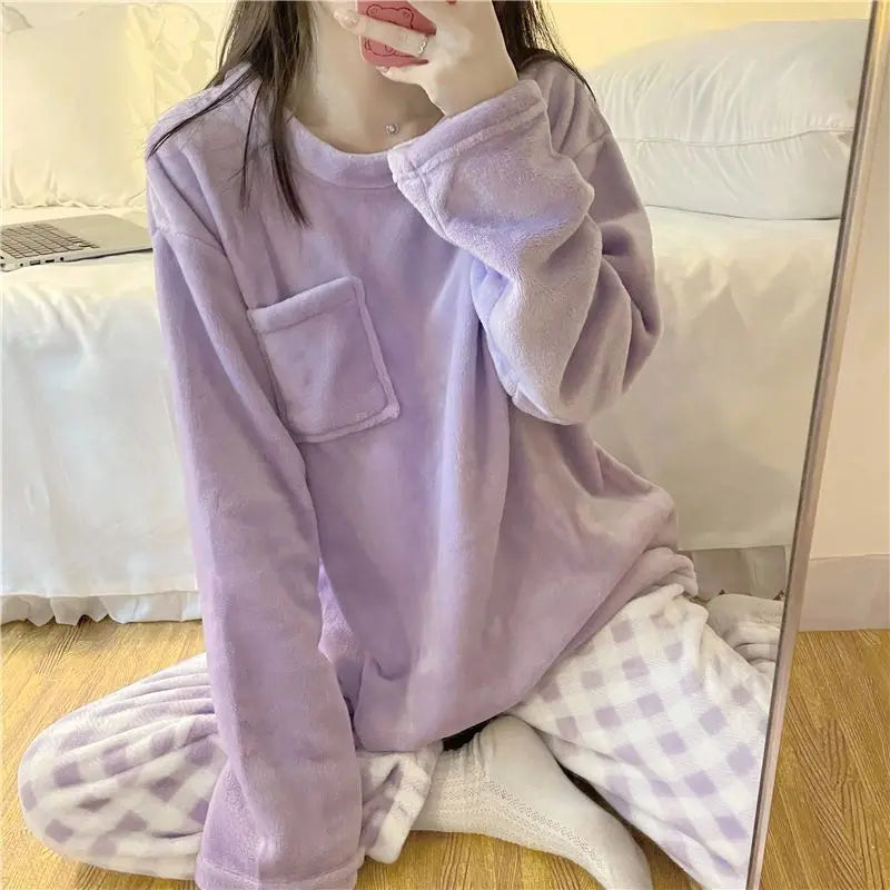 Women’s Fleece Pajama Set with Plaid Pants and Long-Sleeve Top
