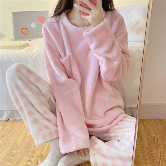 Women’s Fleece Pajama Set with Plaid Pants and Long-Sleeve Top